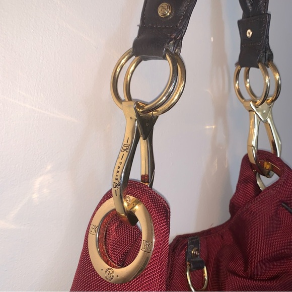 Elegant Red Hobo Bag with Gold Details - Picture 6 of 15